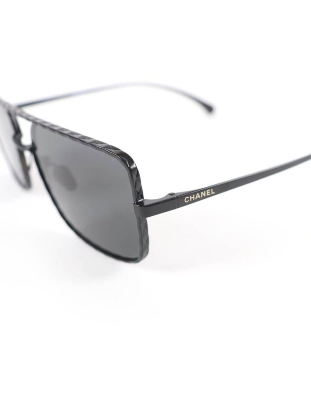 Chanel Pilot Sunglasses Logo Quilted Two Bridge Black - Picture 7 of 11